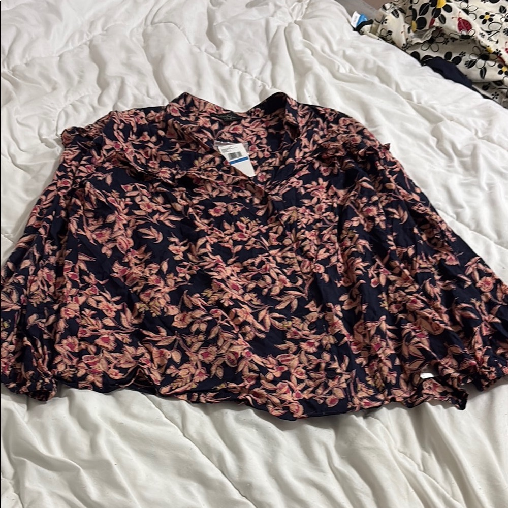 Floral Women's Top - Pink and navy Blue